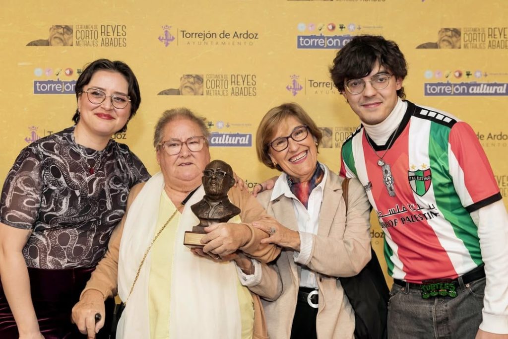 cortos cayetano reyes abades